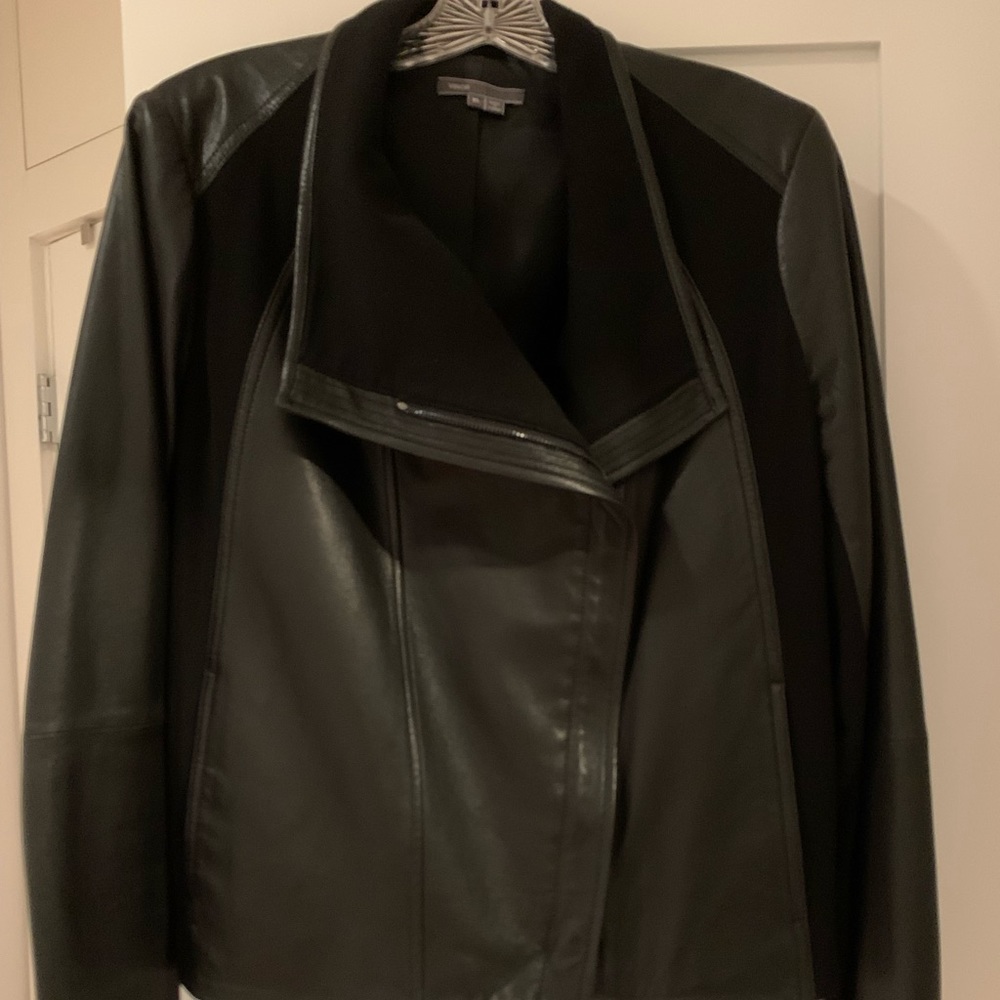 Beautiful Vince leather jacket